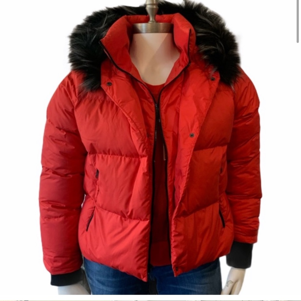 The North Face Dealio Down Cropped Jacket